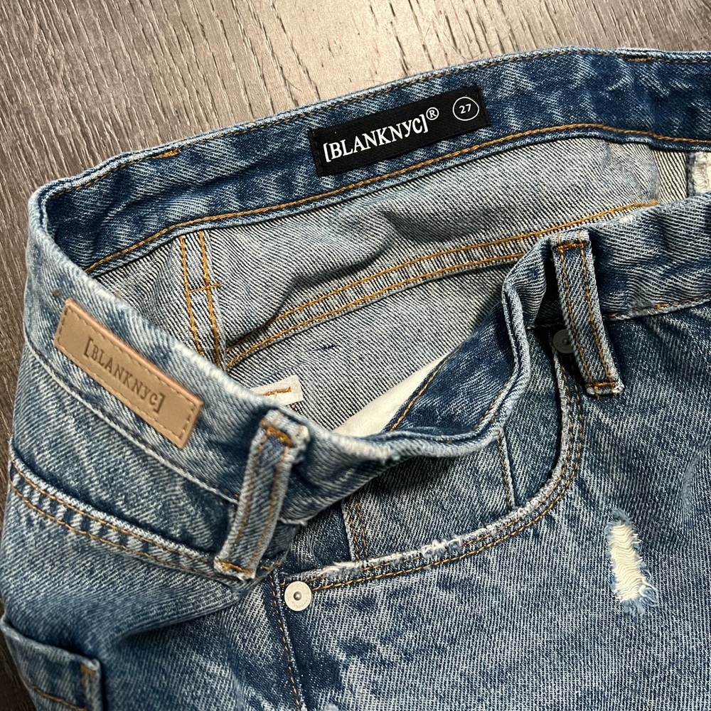 BLANK NYC***Denim Shorts***Size 27 $145 - Picture 4 of 4